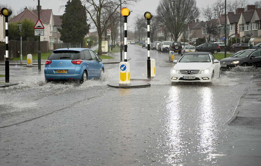 Bad Weather - How Extreme Conditions on Roads Affect Driving